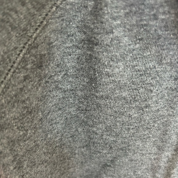 Westbound Women’s Gray & White Pull Over Sweat Shirt w Cowl Neck
Size L - Picture 5 of 6